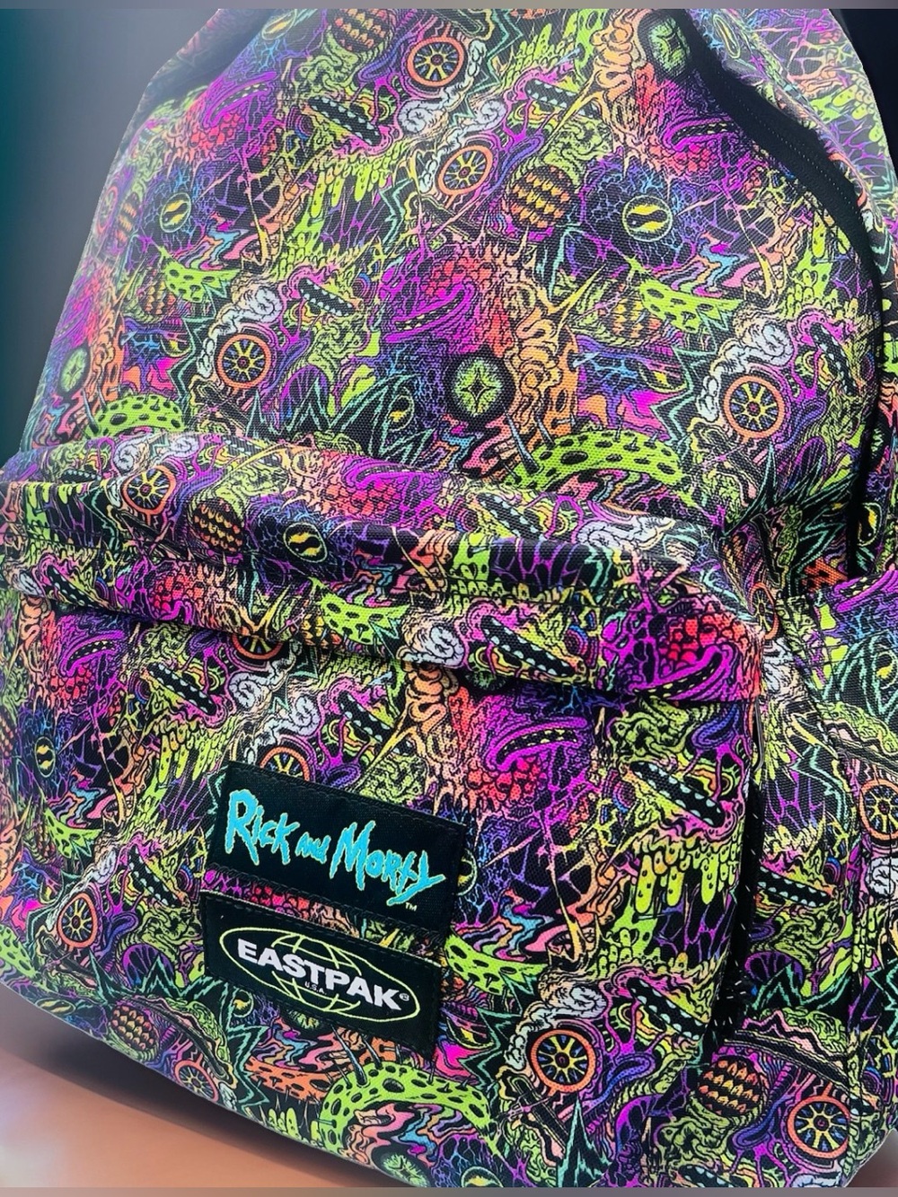 EASTPAK X Rick & Morty DAY PAK'R RAM 24 L Backpack / Laptop Bag NWT